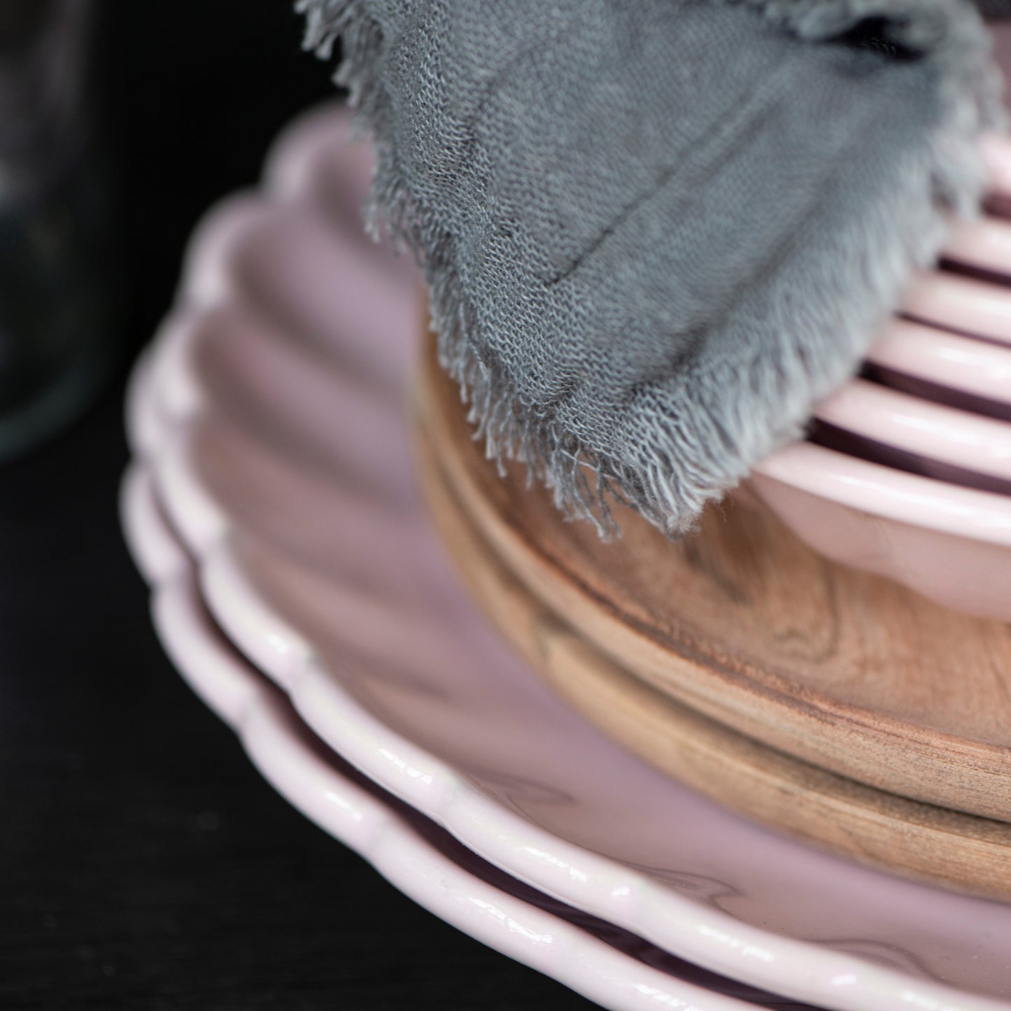 English Rose Scalloped Salad/Dessert Plate - Pink