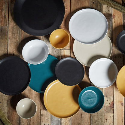 Ingrid Dinnerware Dessert/Salad Plate - Black    *Exclusive to Blu*